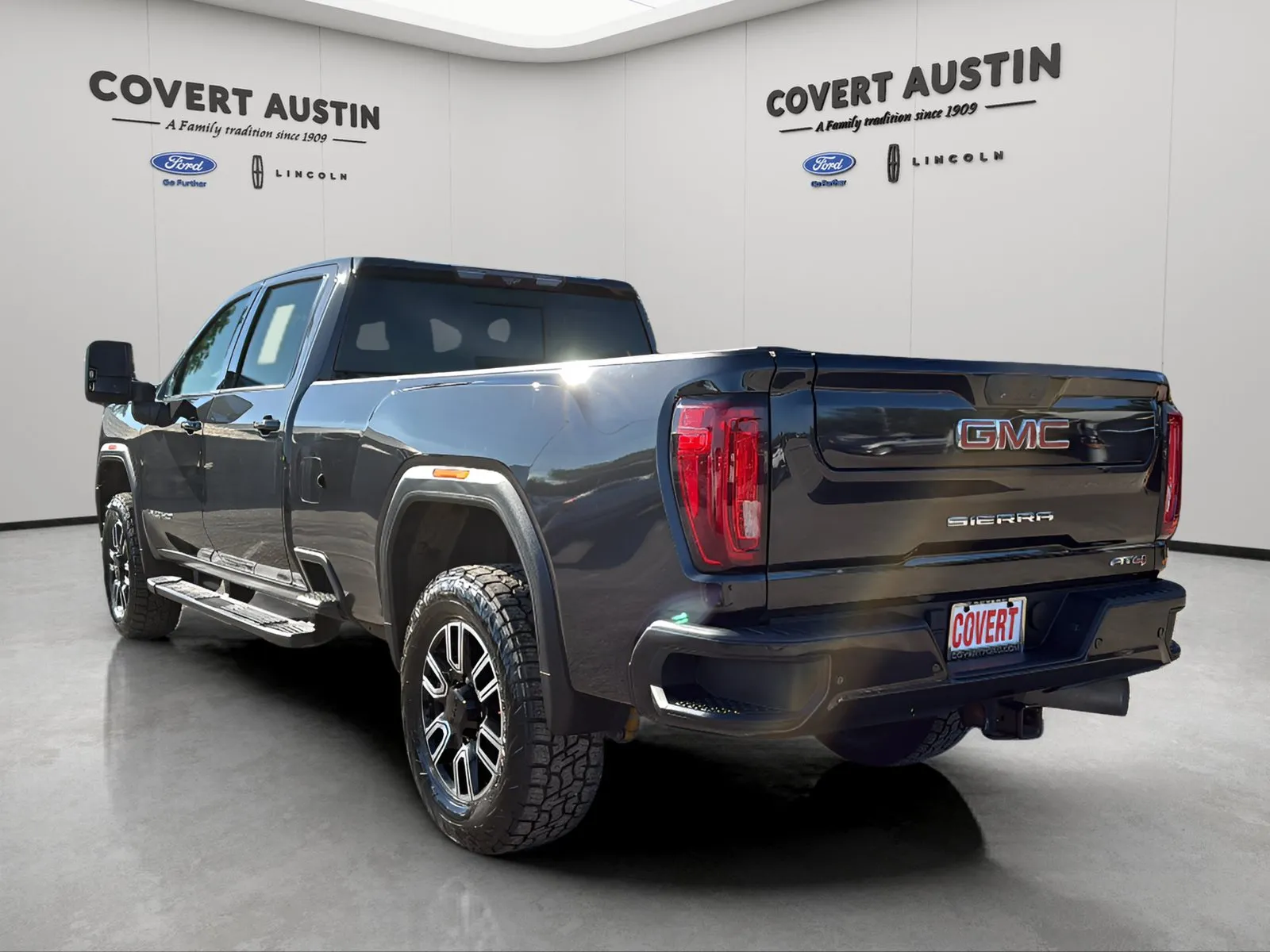 GMC Sierra photo 3