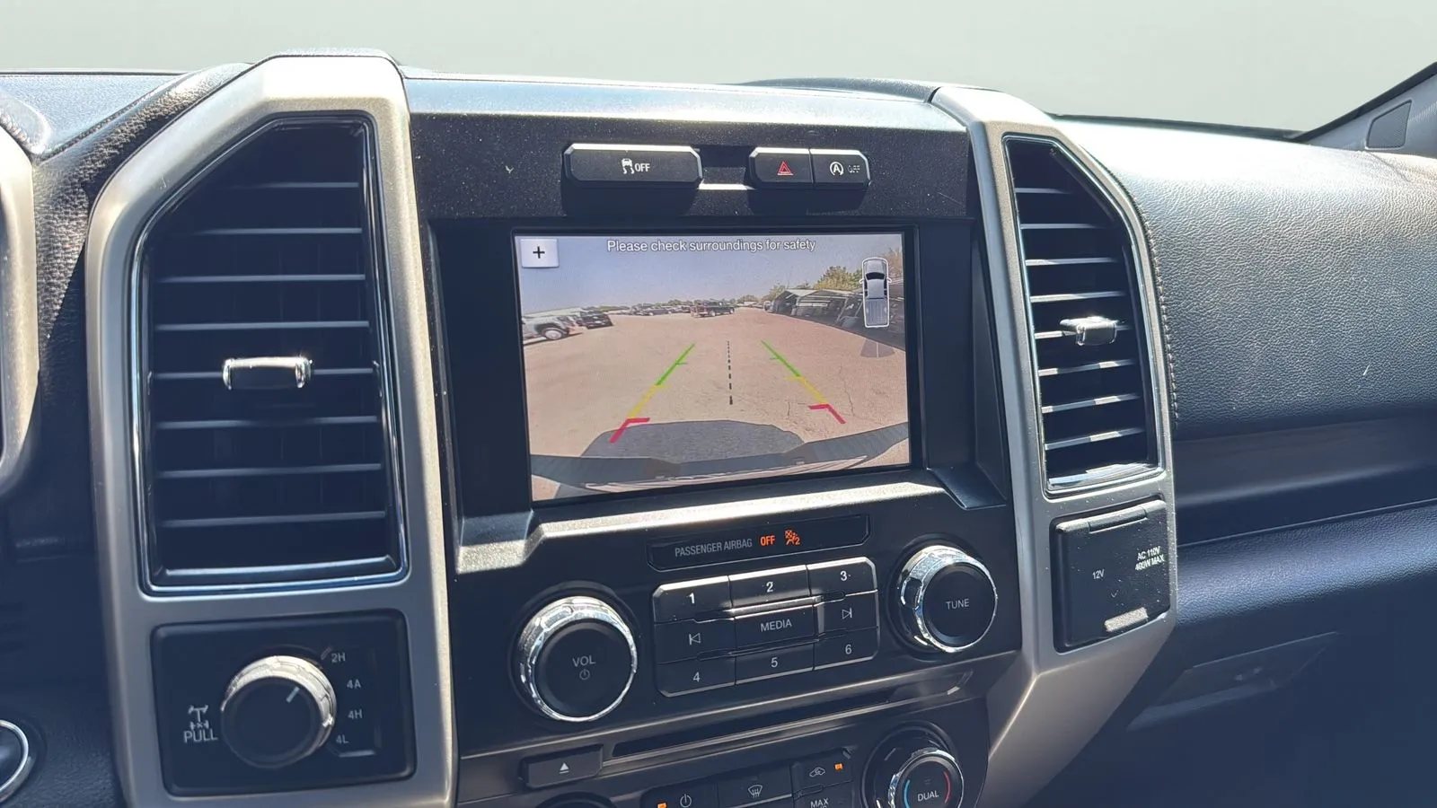 Ford F-150 photo 18