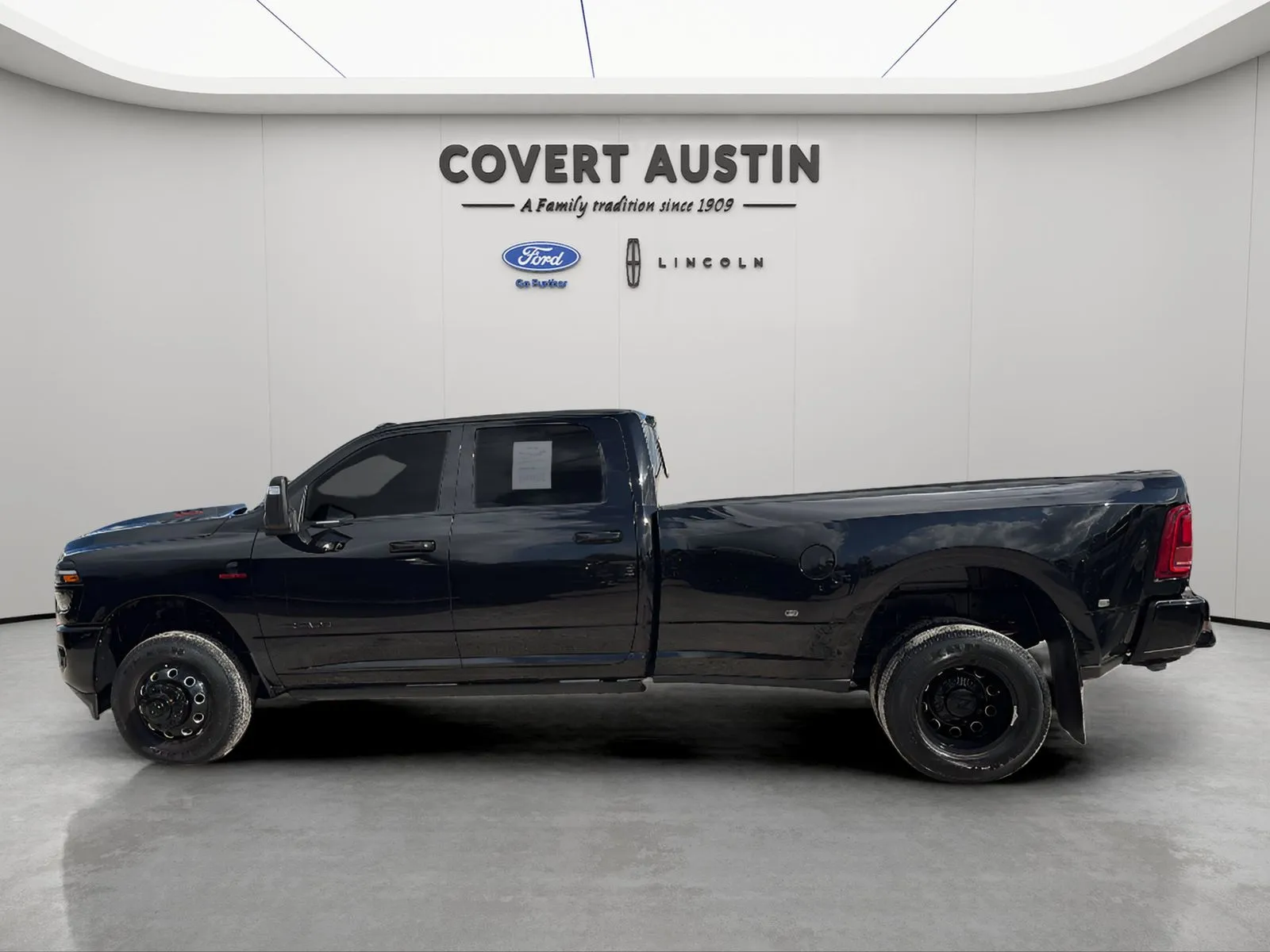 Ram 3500 photo 2