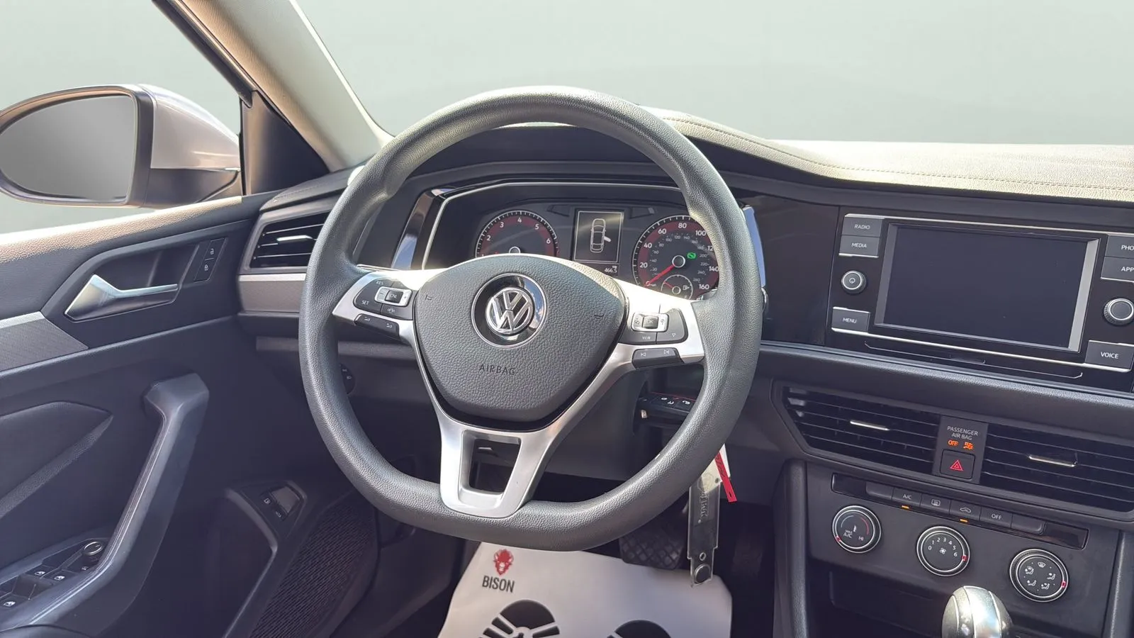 Volkswagen Jetta photo 12