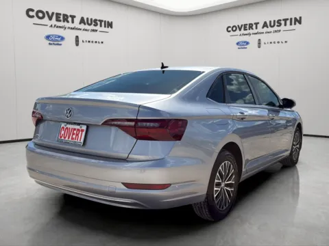 More photos of 2021 Volkswagen Jetta 1.4T SE at Covert Ford Lincoln, TX