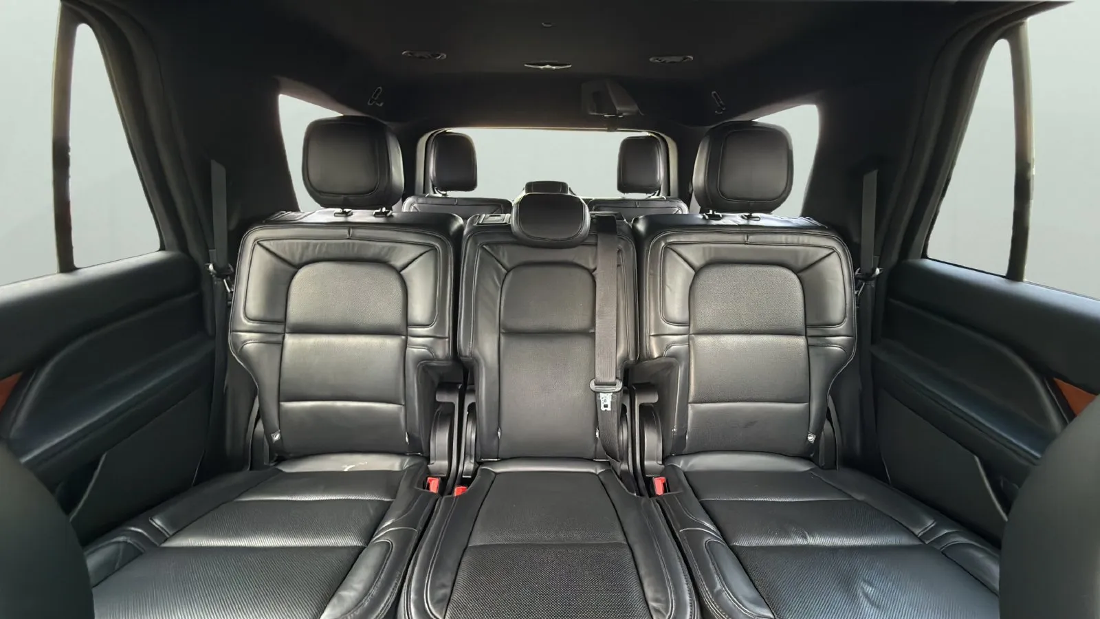 Lincoln Navigator photo 25