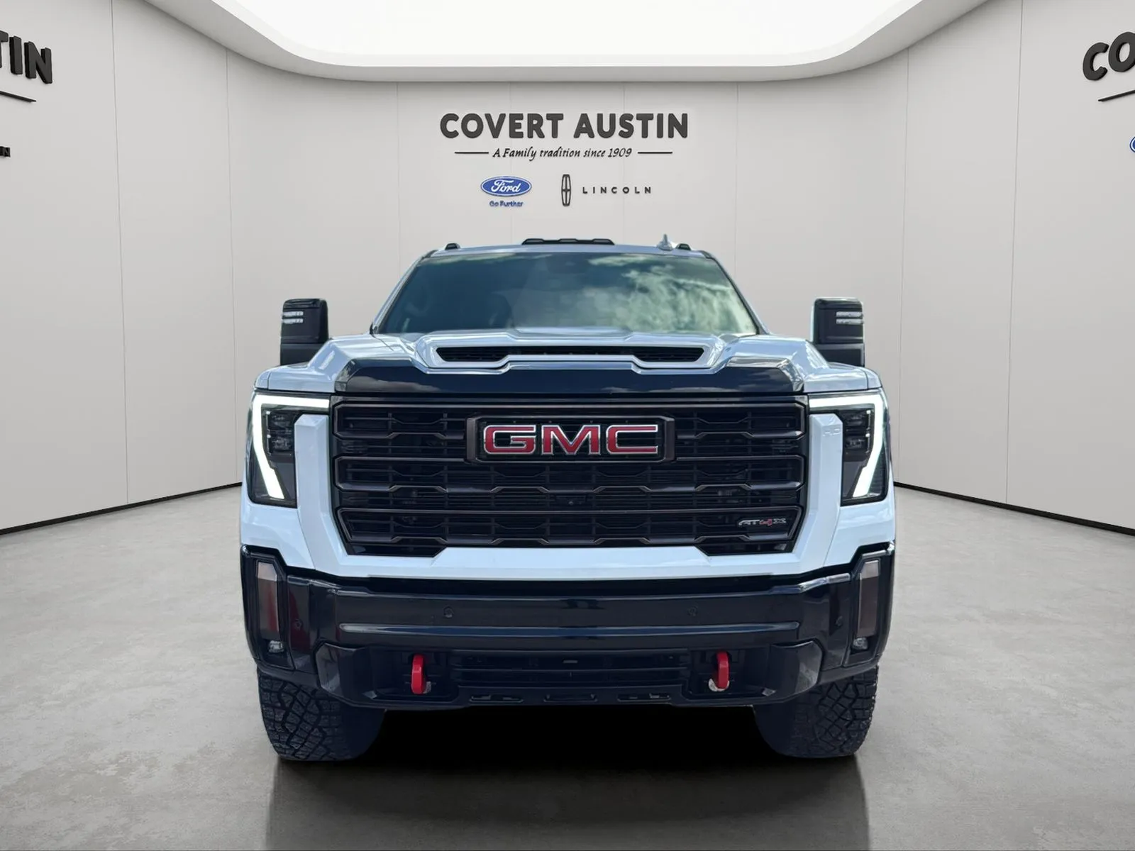 GMC Sierra photo 8
