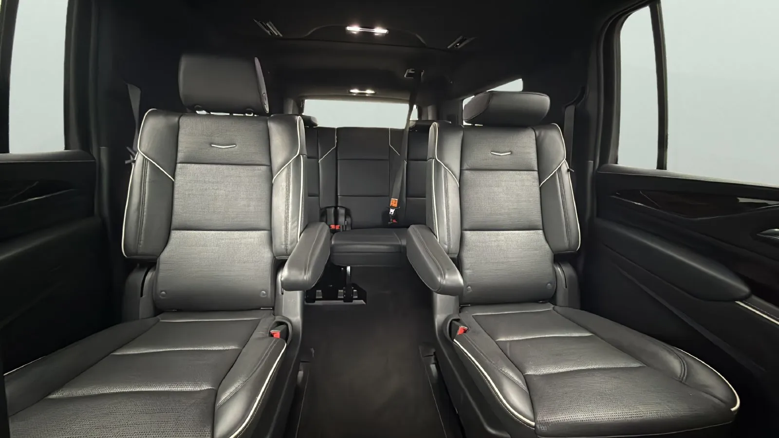 Cadillac Escalade ESV photo 23