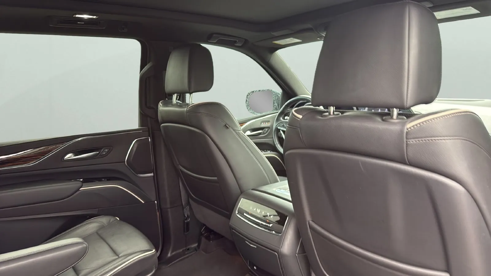 Cadillac Escalade ESV photo 20