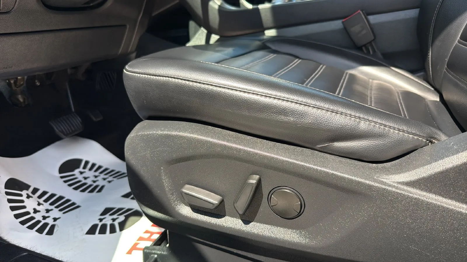 Ford Edge photo 10