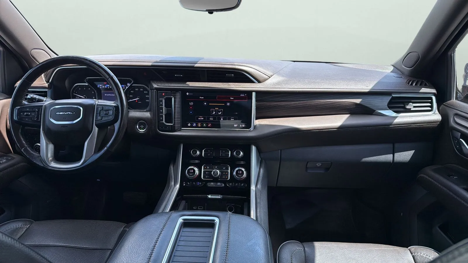 GMC Yukon photo 21