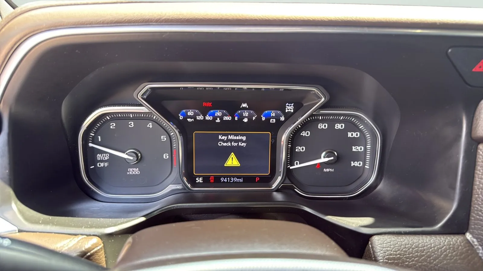 GMC Yukon photo 13