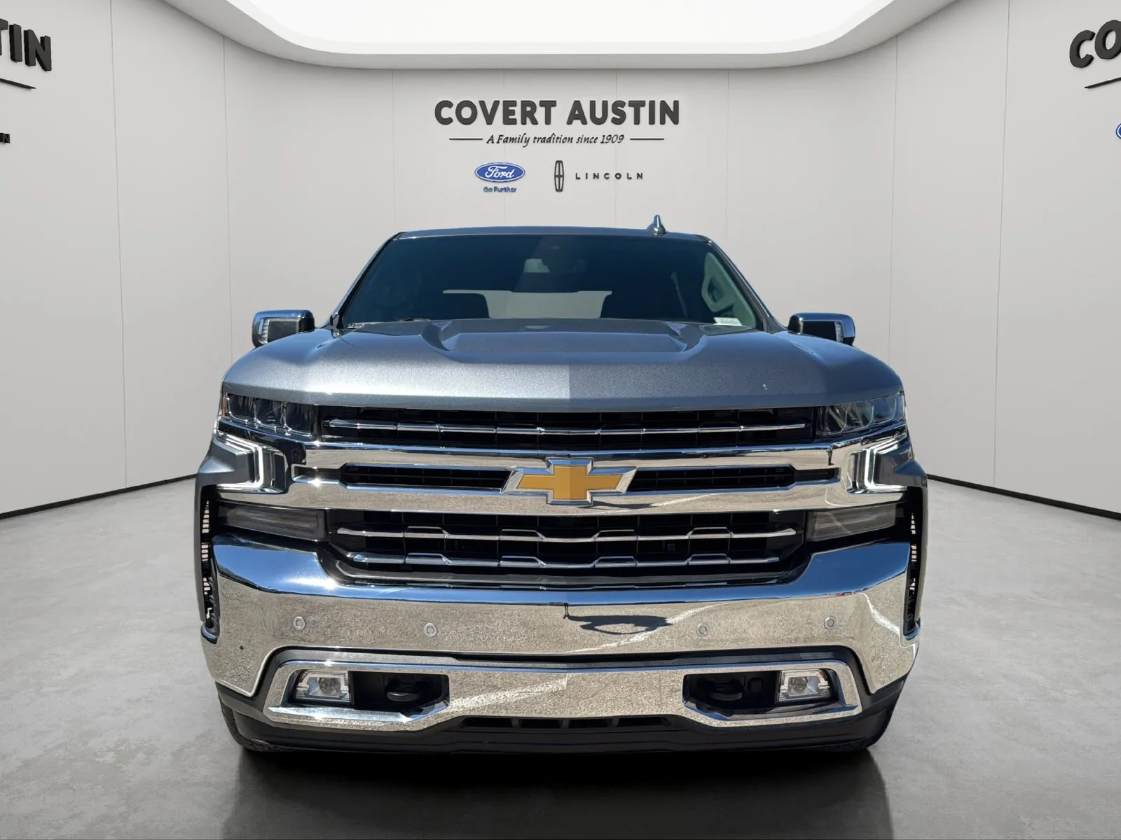 Chevrolet Silverado photo 8
