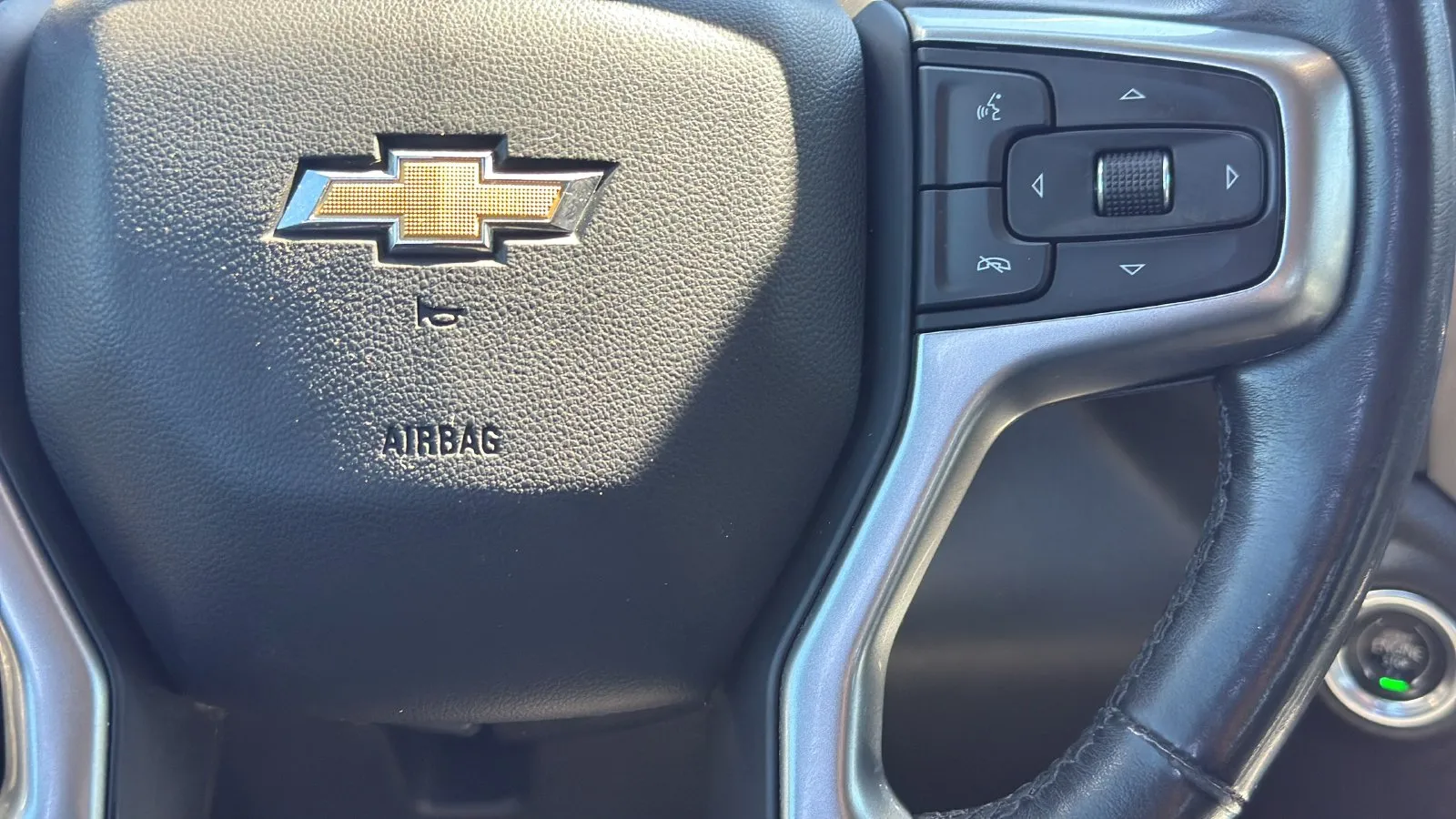Chevrolet Silverado photo 15