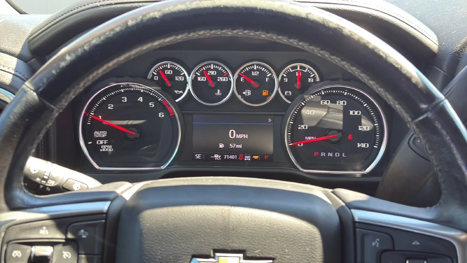 Chevrolet Silverado photo 13