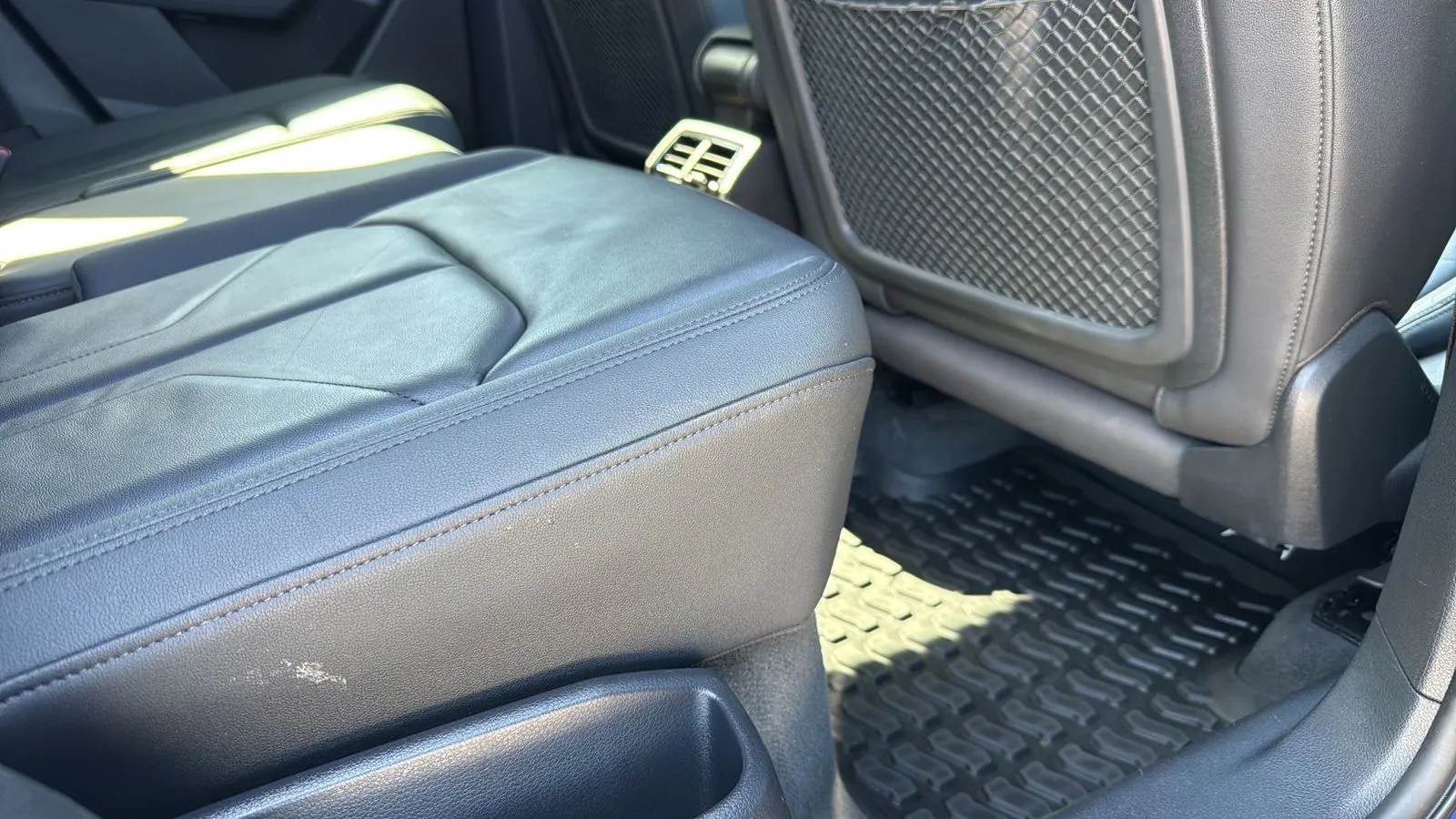 Audi Q3 photo 22
