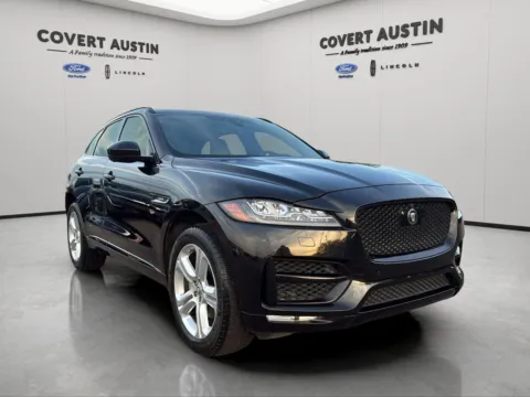 More photos of 2020 Jaguar F-PACE 30t R-Sport at Covert Ford Lincoln, TX