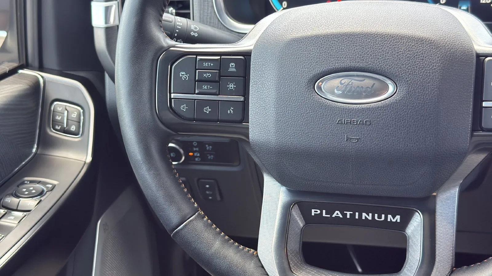 Ford F-150 photo 16