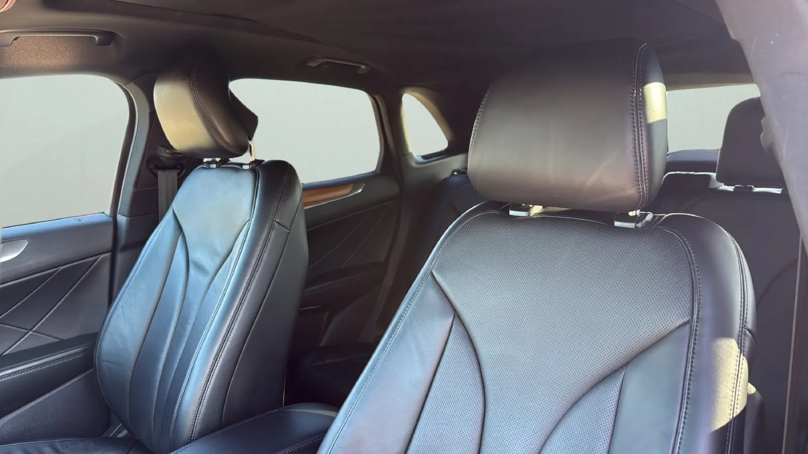 Lincoln MKC photo 6