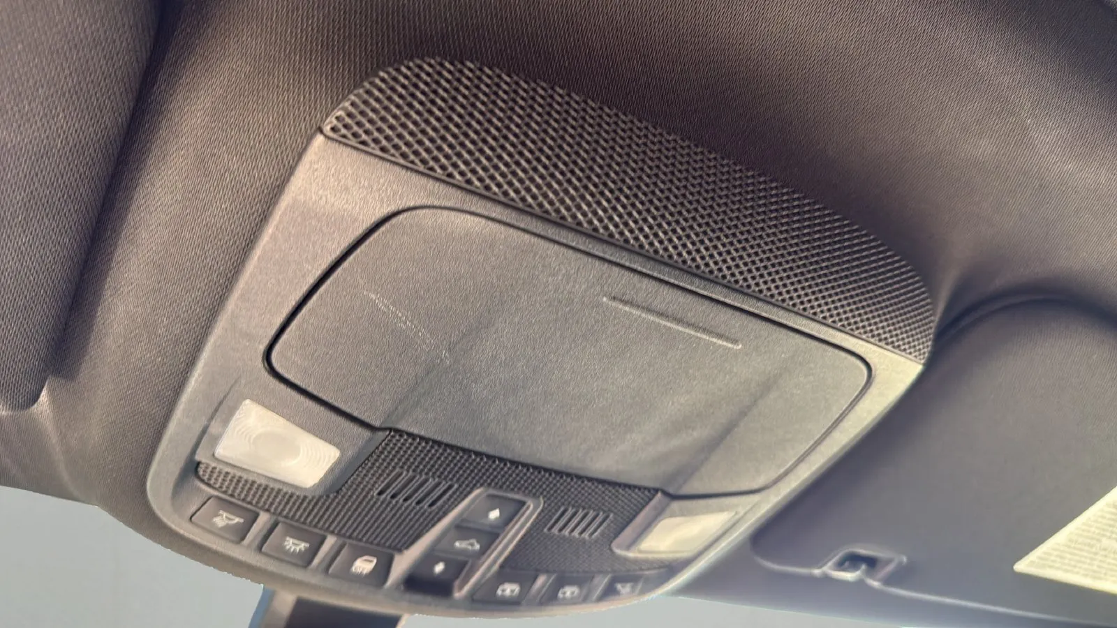 Lincoln MKC photo 19