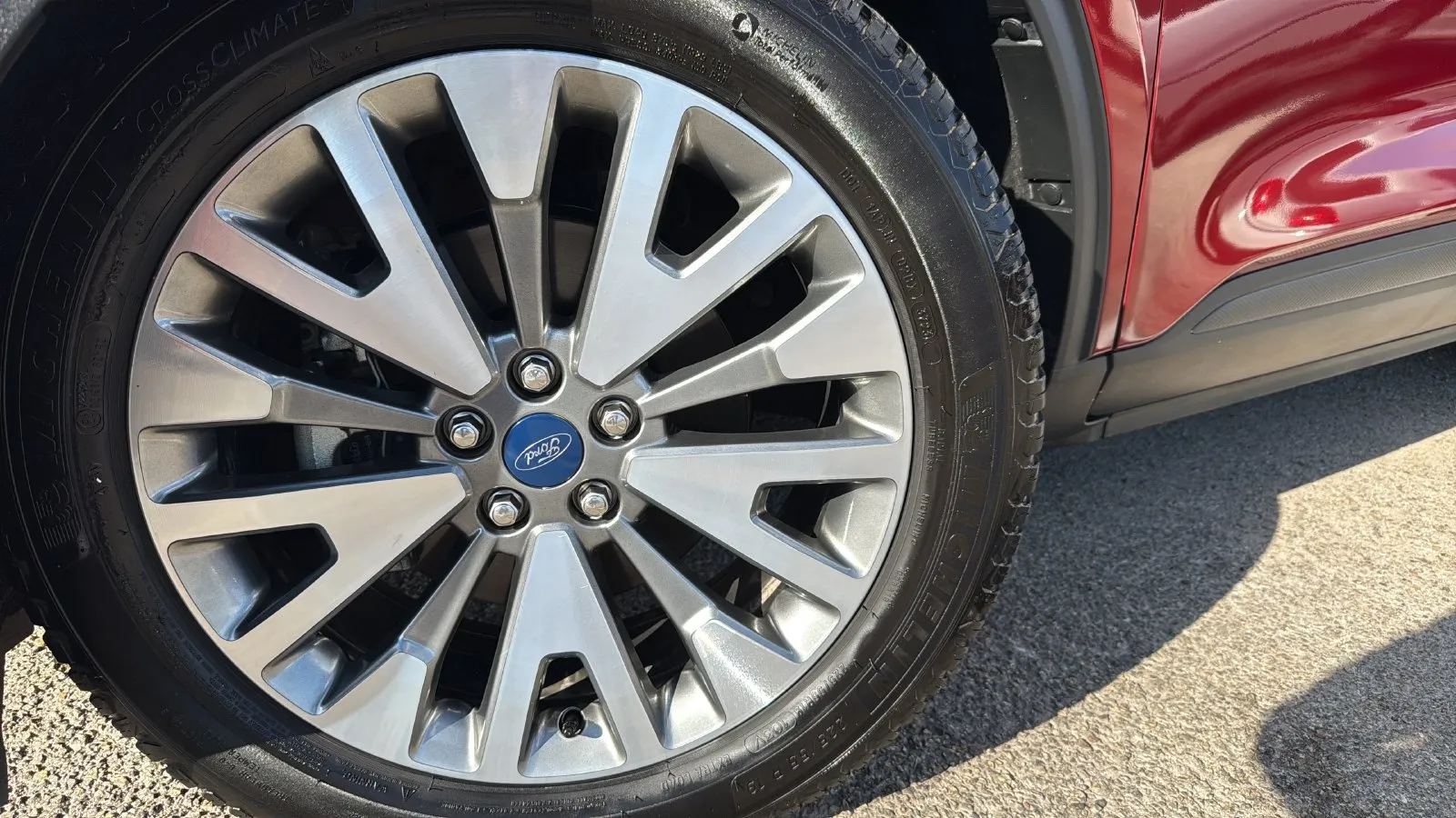 Ford Escape photo 27
