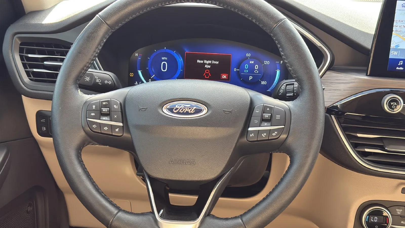 Ford Escape photo 12