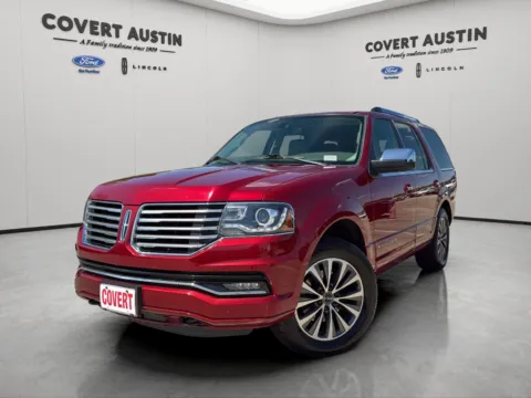 Red 2016 Lincoln Navigator Select for sale in Austin, TX