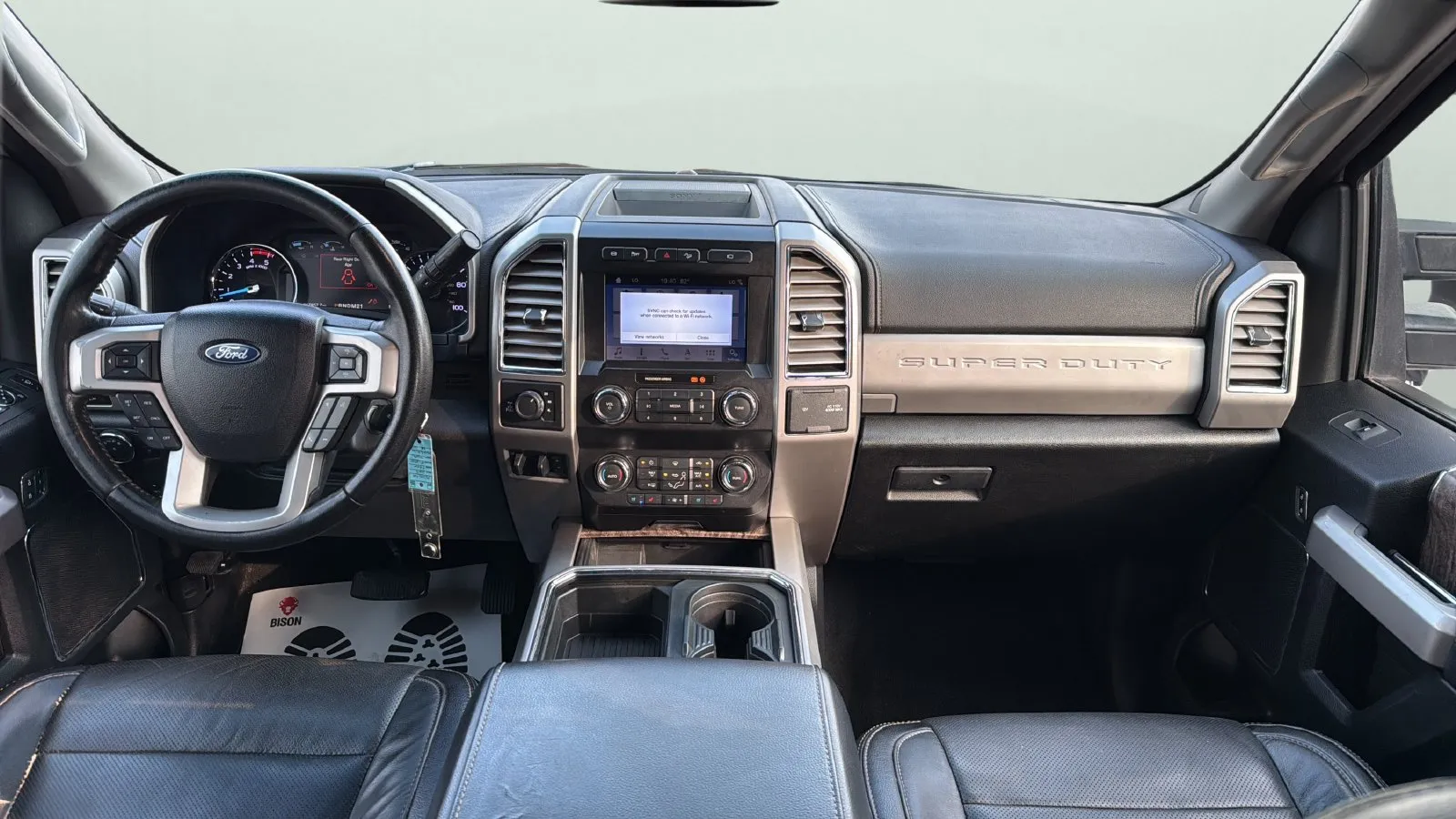 Ford F-250SD photo 20