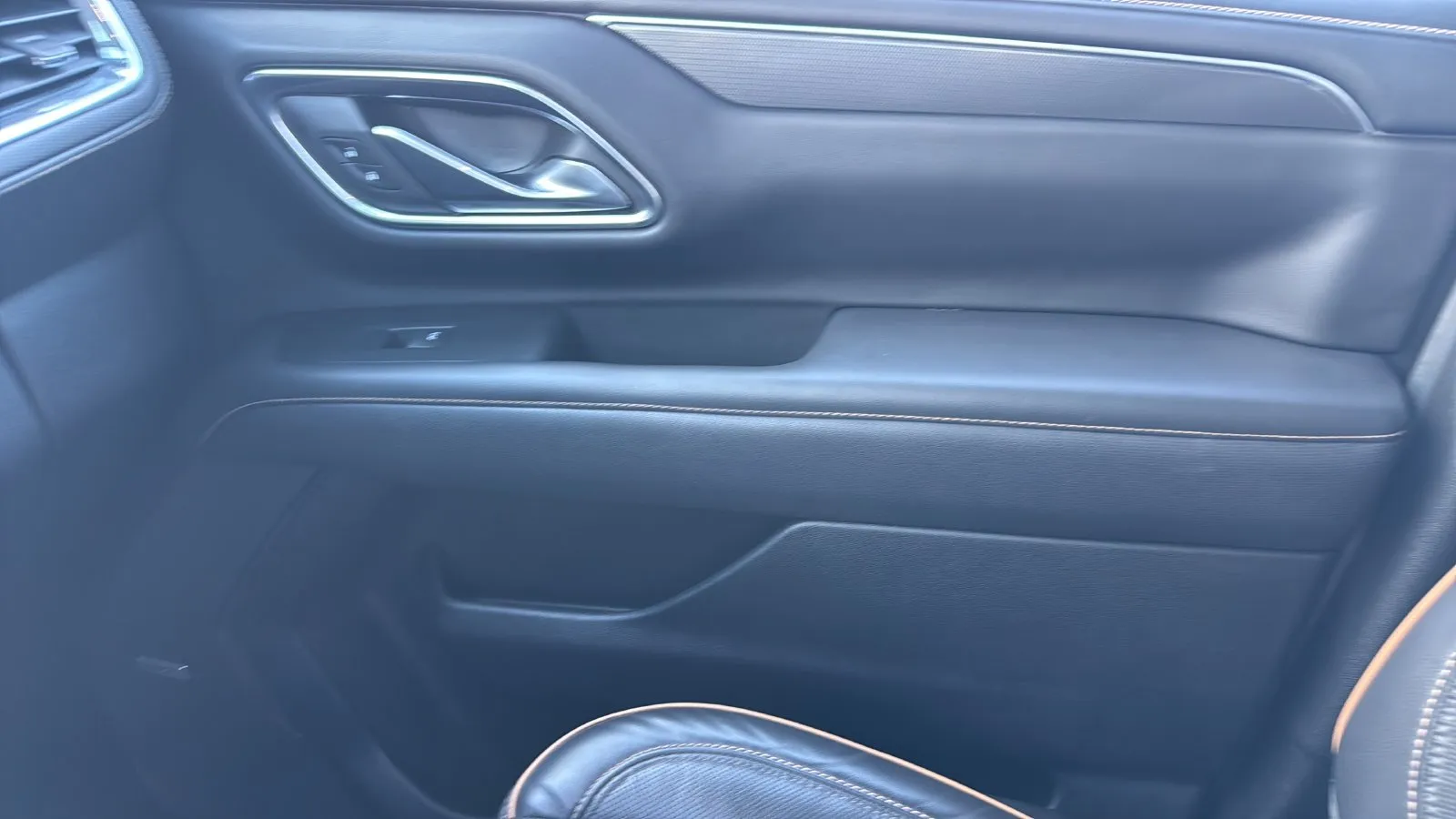 GMC Yukon photo 23