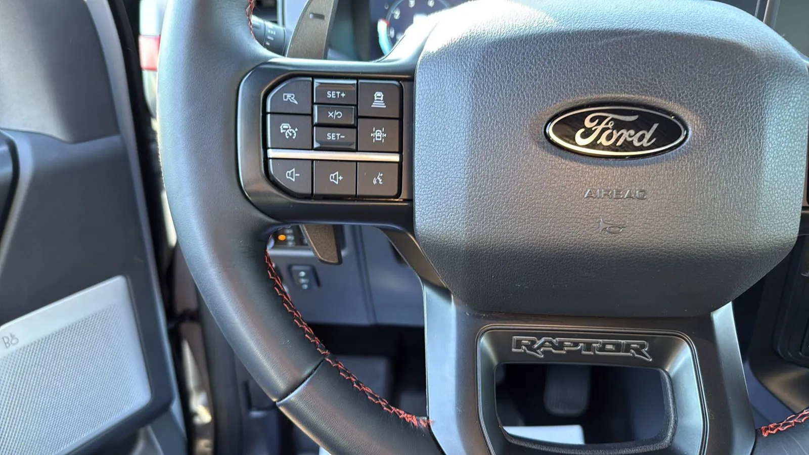 Ford F-150 photo 28