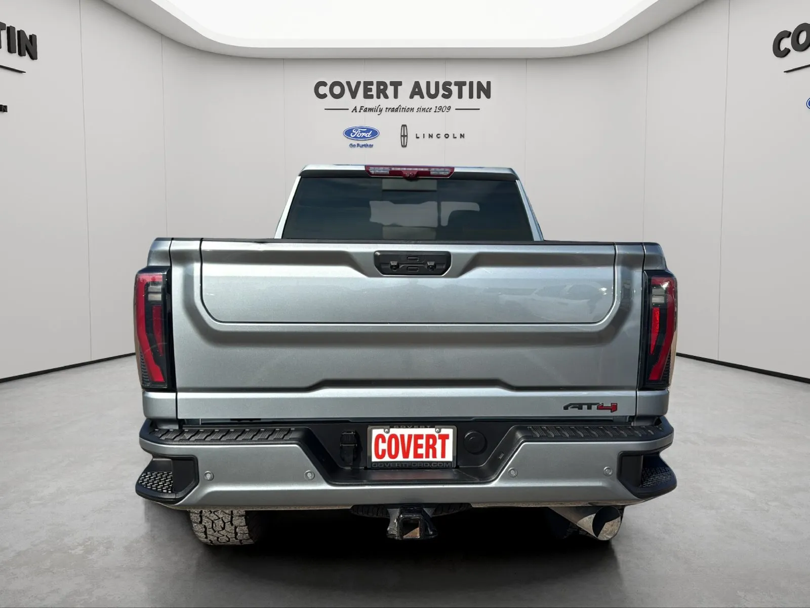 GMC Sierra photo 4