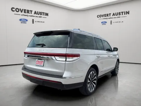 More photos of 2024 Lincoln Navigator Reserve at Covert Ford Lincoln, TX