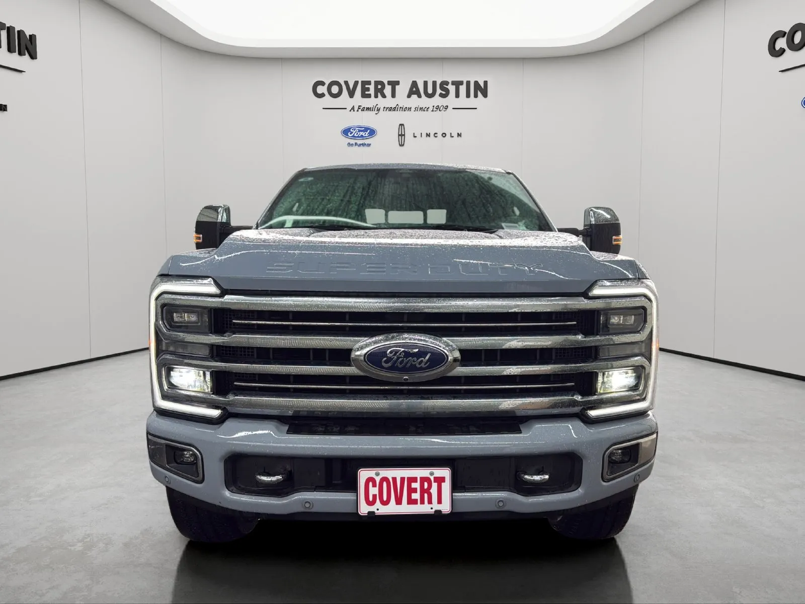 Ford F-250SD photo 8