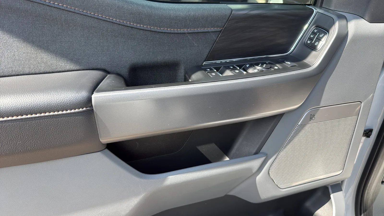 Ford F-150 photo 11