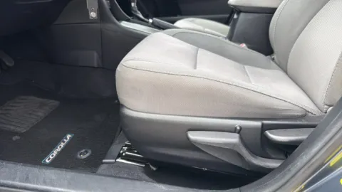 More photos of 2015 Toyota Corolla LE ECO at Covert Ford Lincoln, TX