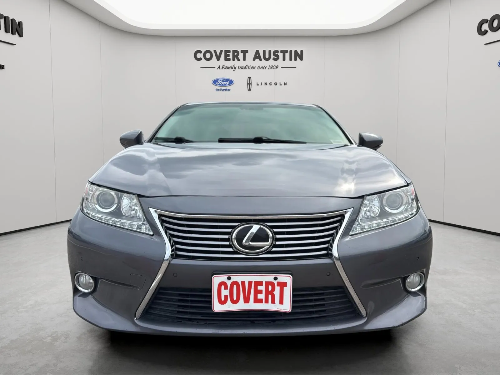 Lexus ES photo 8