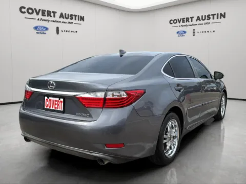 More photos of 2015 Lexus ES 350 at Covert Ford Lincoln, TX