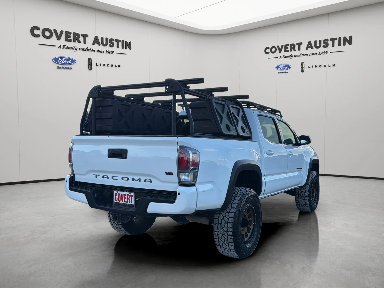 Toyota Tacoma photo 5