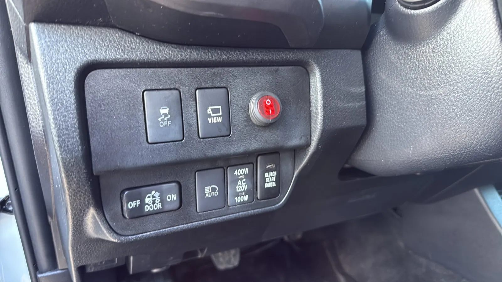 Toyota Tacoma photo 17