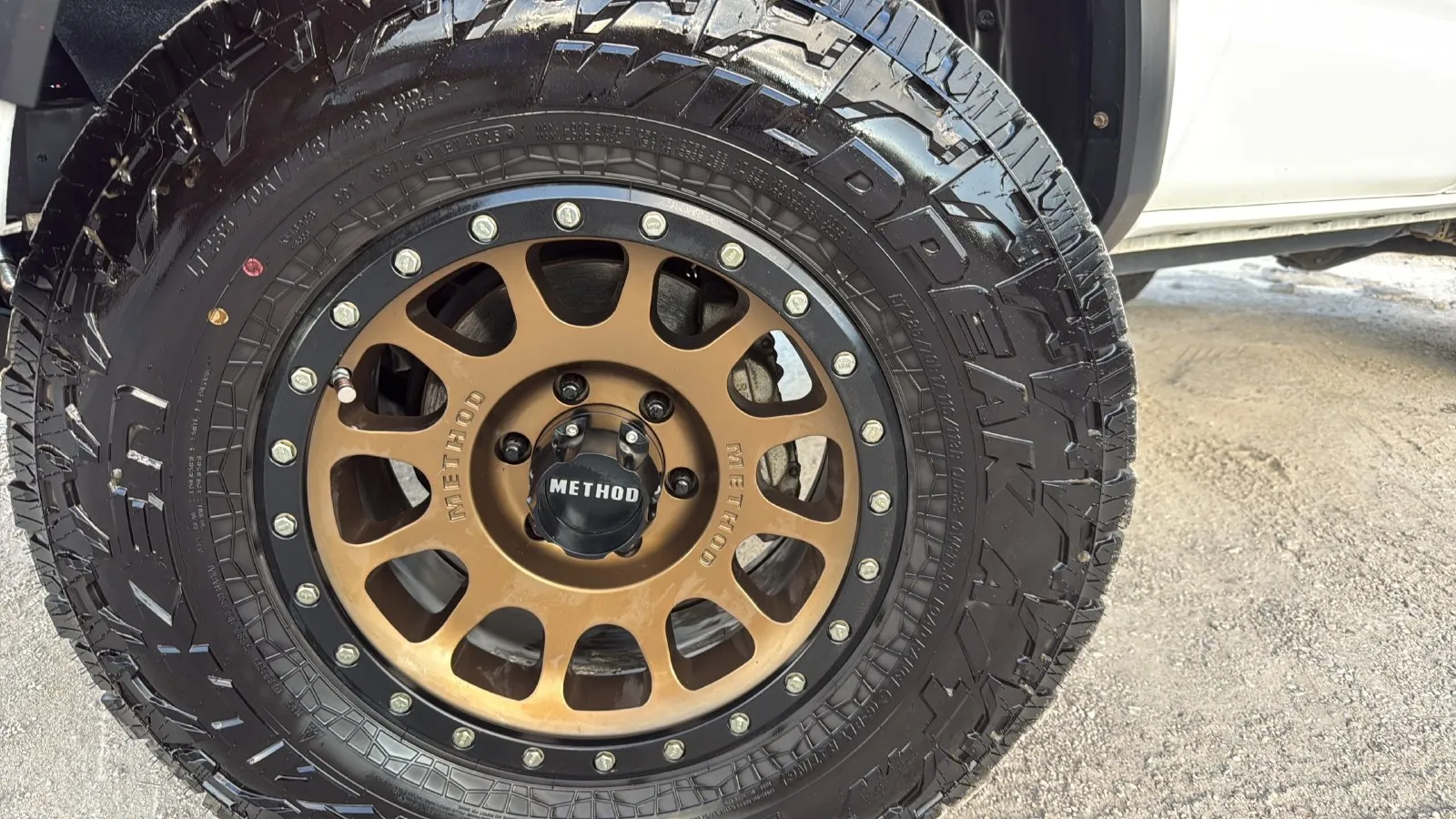 Toyota Tacoma photo 28
