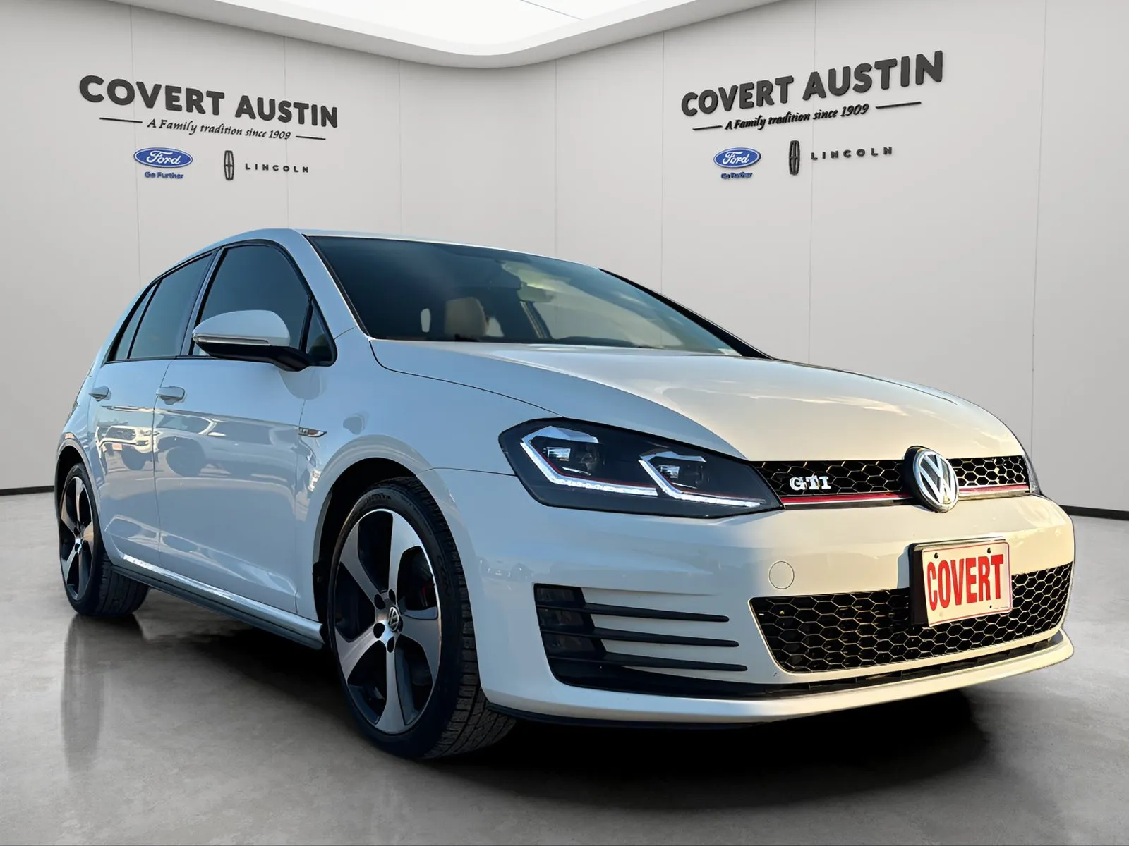 Volkswagen Golf GTI photo 7