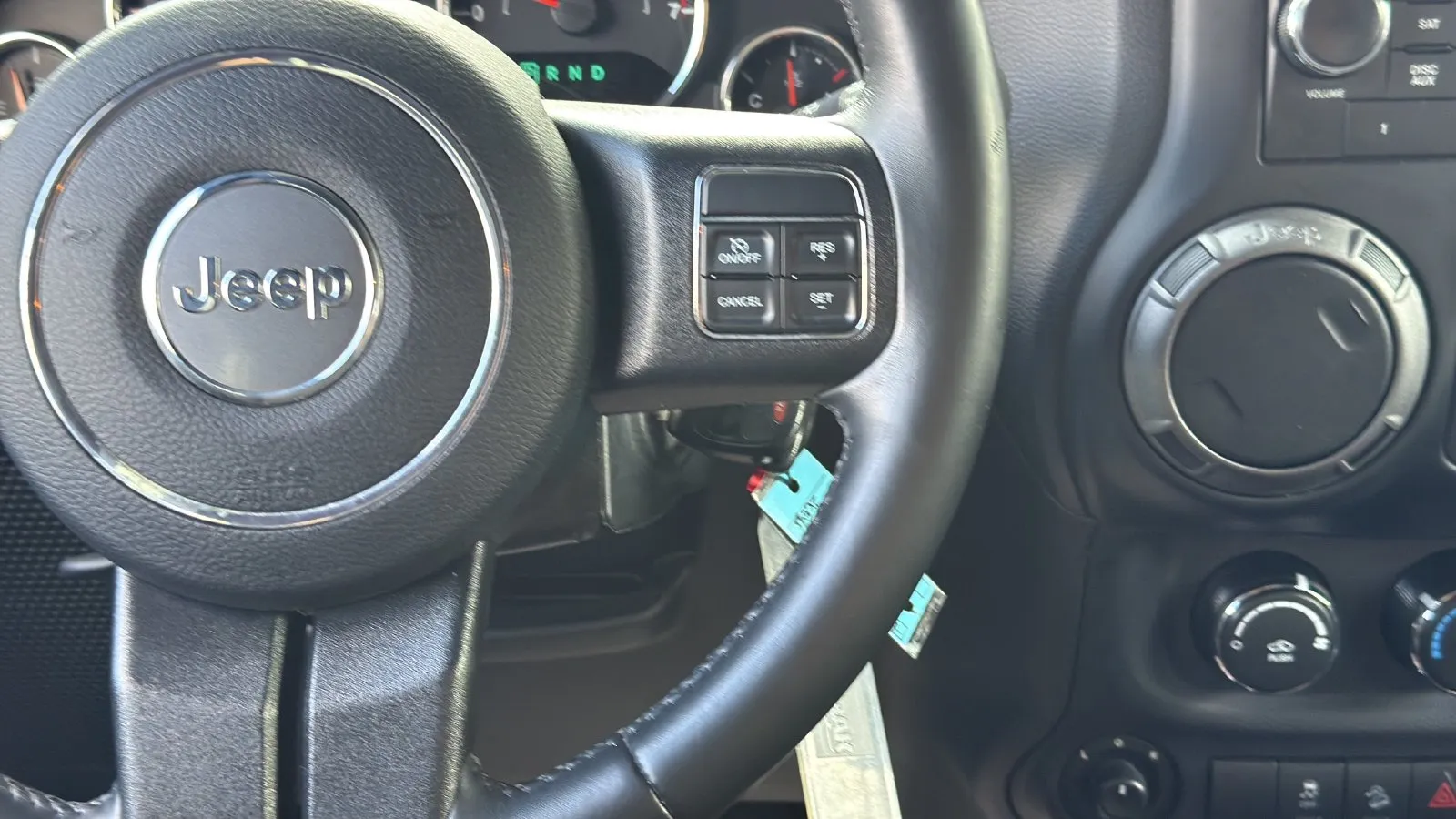 Jeep Wrangler photo 15
