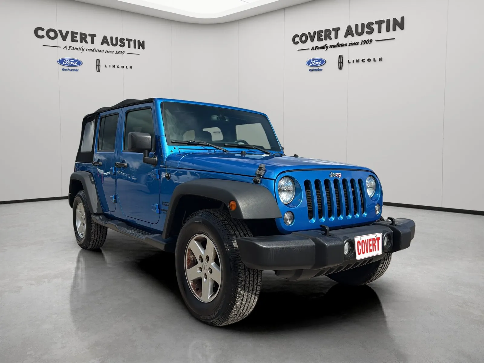 Jeep Wrangler photo 7
