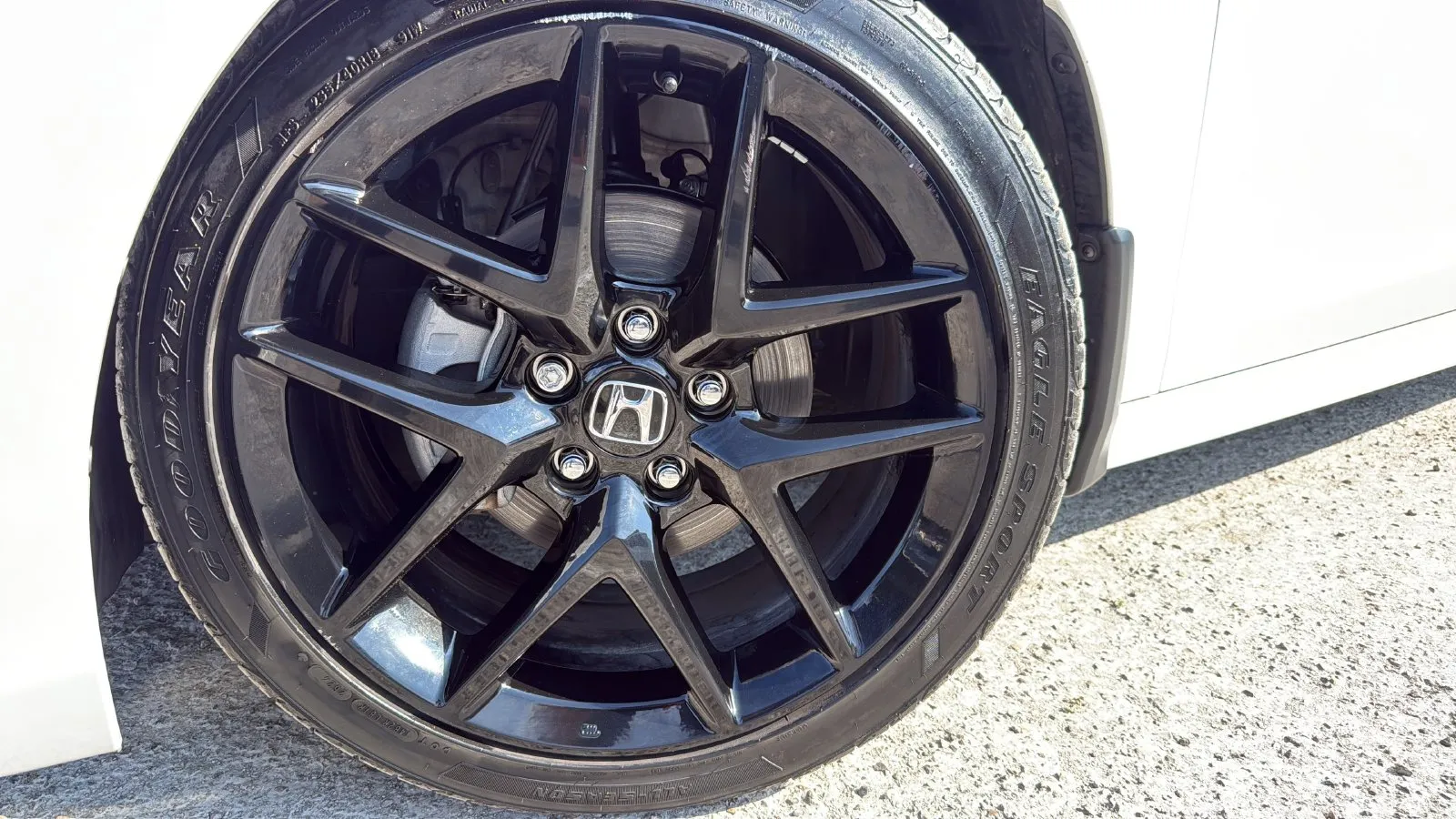 Honda Civic photo 23