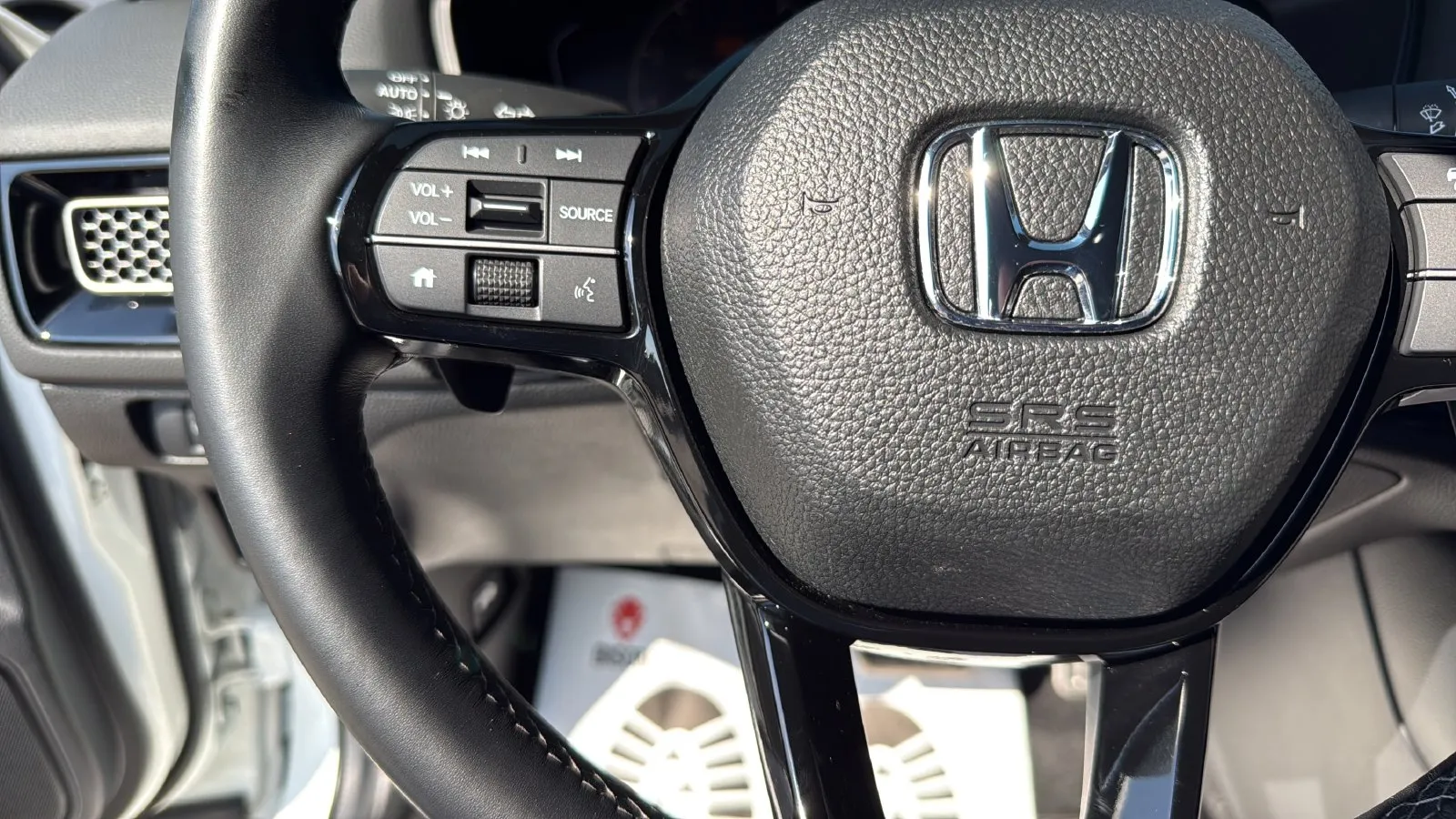 Honda Civic photo 11