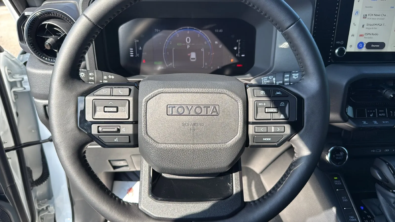 Toyota Land Cruiser photo 14