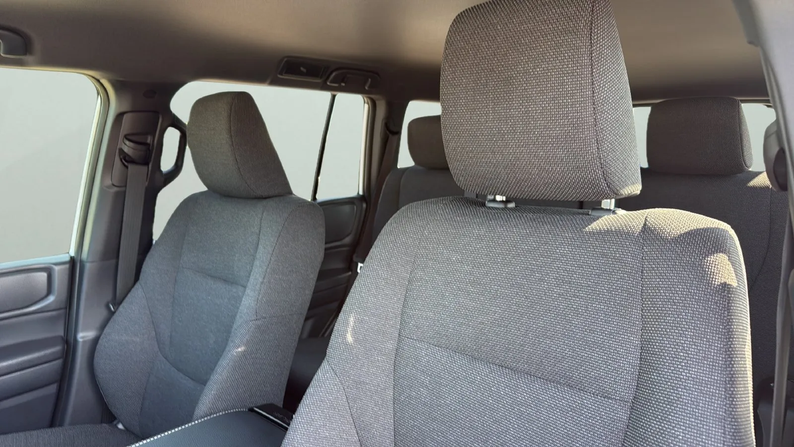 Toyota Land Cruiser photo 9