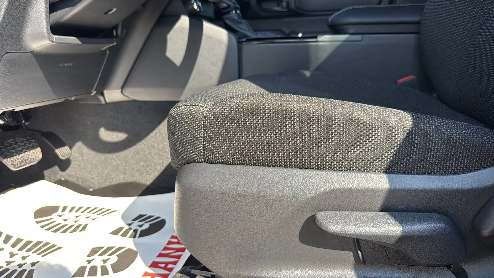 Toyota Land Cruiser photo 10