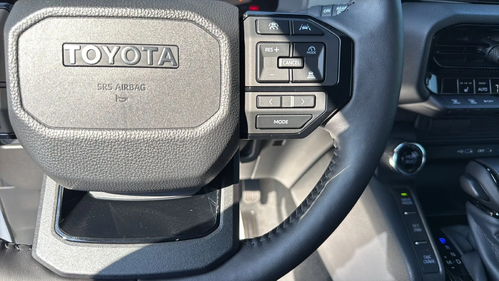 Toyota Land Cruiser photo 15