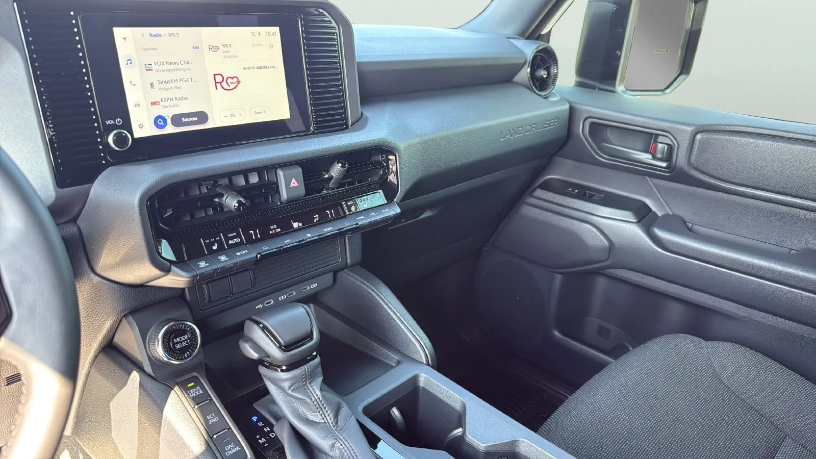 Toyota Land Cruiser photo 19
