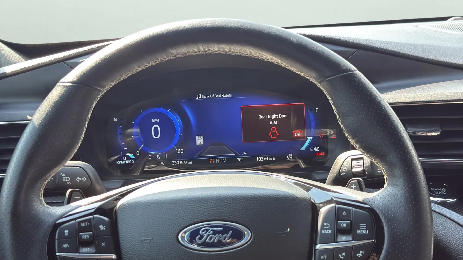 Ford Explorer photo 13