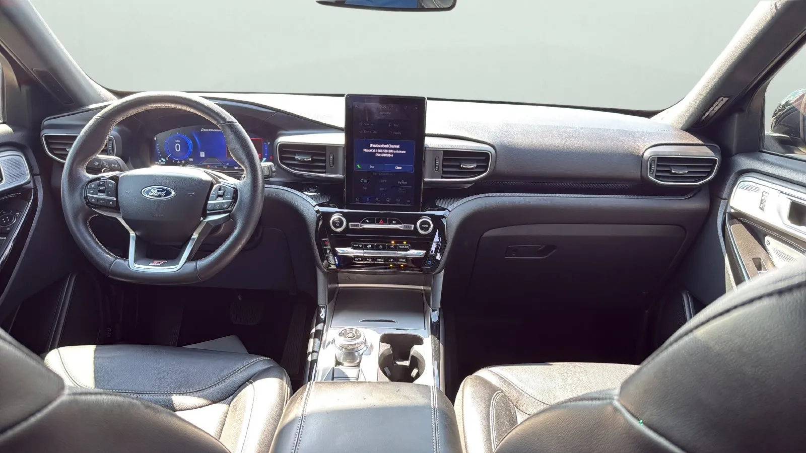Ford Explorer photo 21