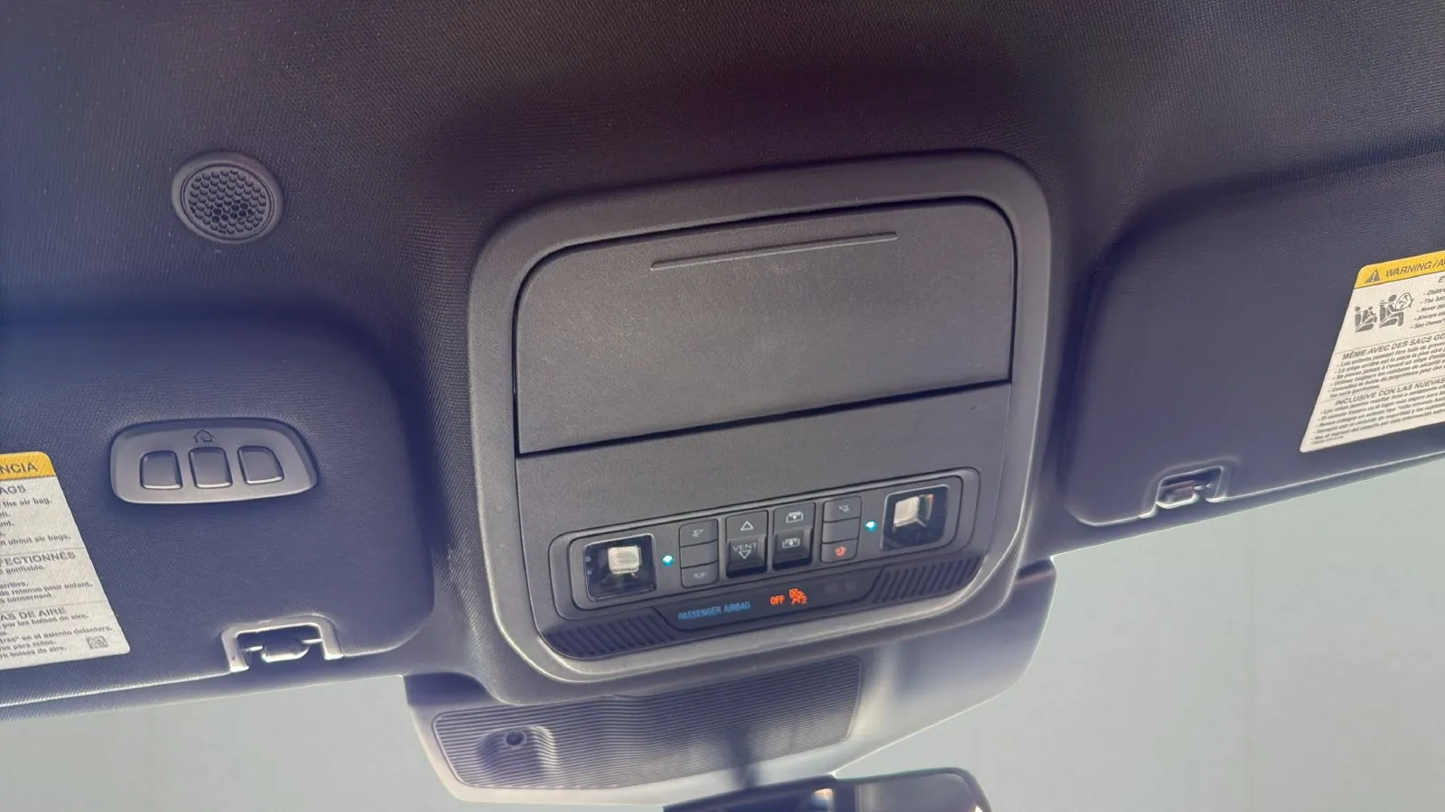 Ford Explorer photo 22