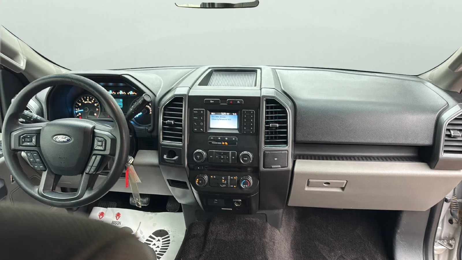 Ford F-150 photo 20